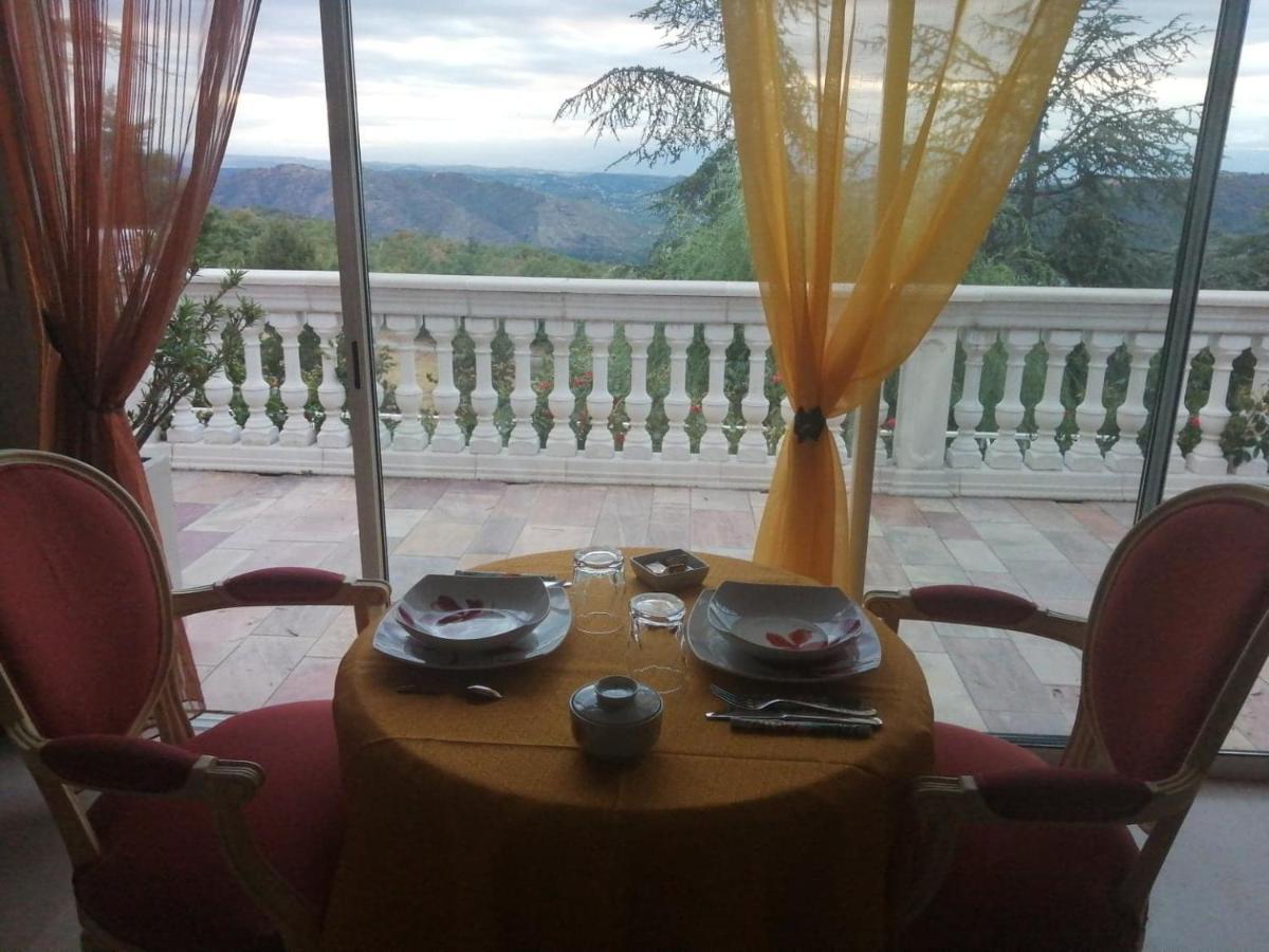 Bed and Breakfast Tikazela - Domaine Ombre Et Lumiere Saint-Jean-de-Muzols Exterior foto
